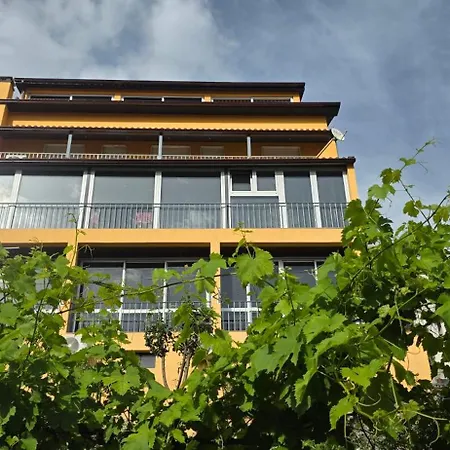 O Palanquim Apartman *